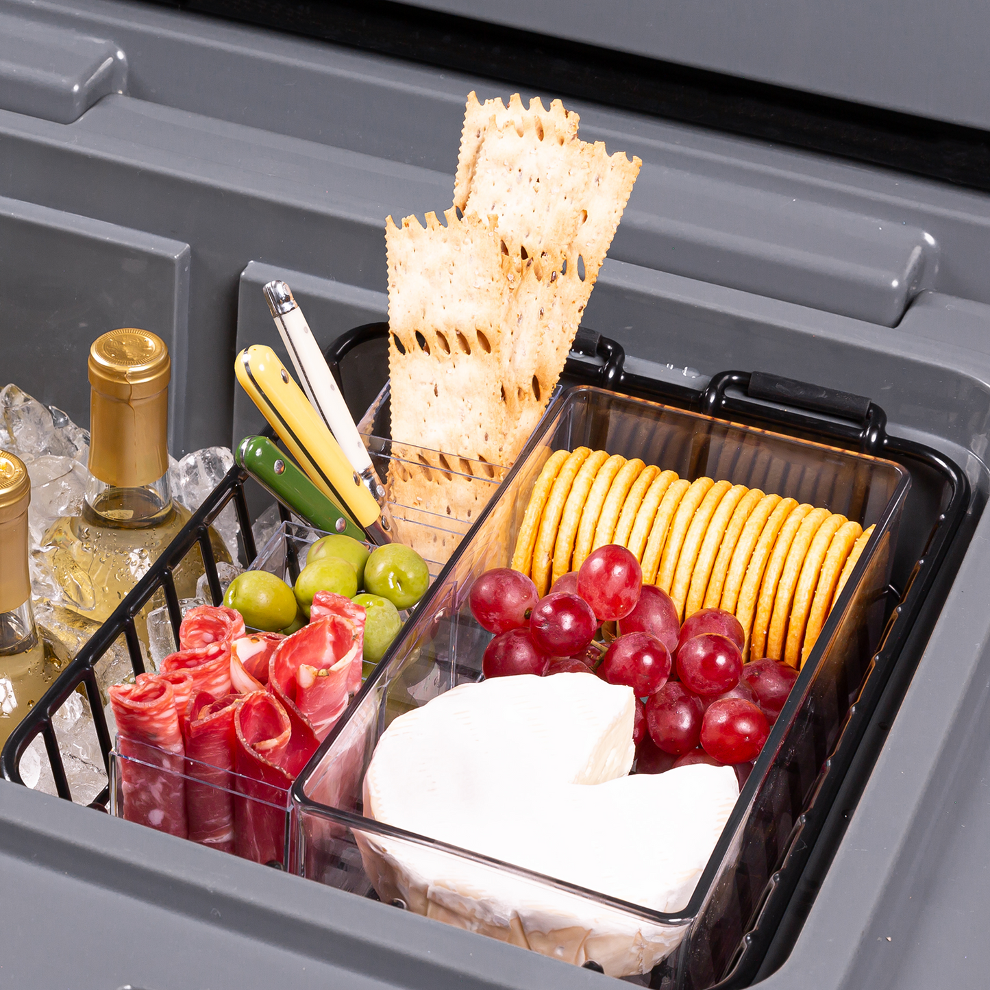 brutank-35qt-55qt-dry-rack-t3 brutank-dry-rack_accessory_alt-1.png