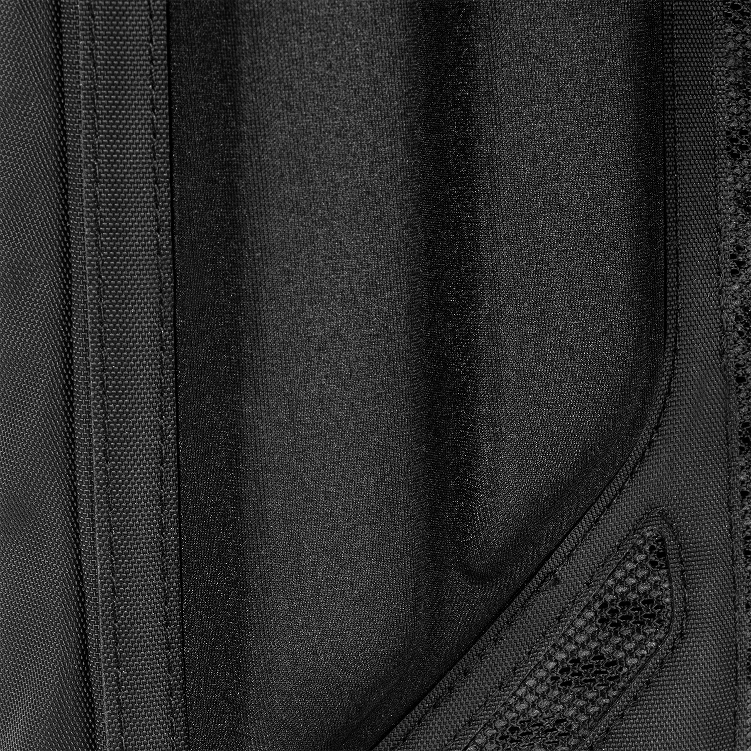 paragon-hydration-pack-u0 Paragon_Black_Texture.png