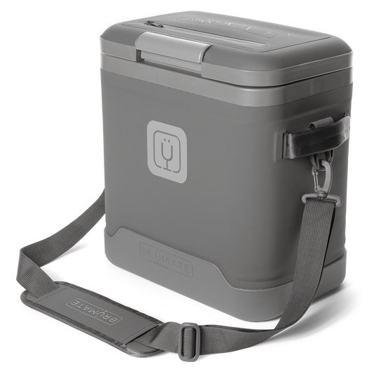 magpack-18-can-l4 magpack_18_graphite_front_strap.png
